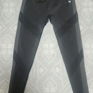Grey leggins